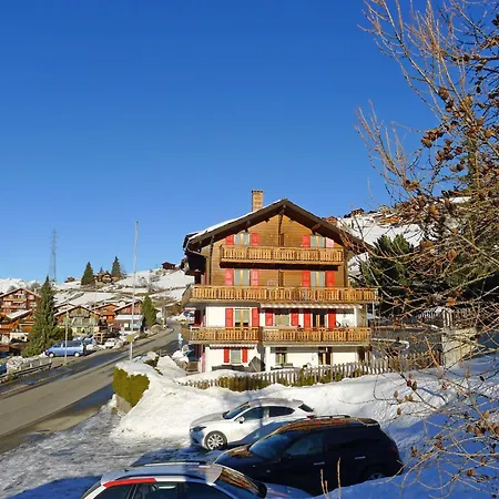 Bergfink Obergeschoss-4 By Interhome *