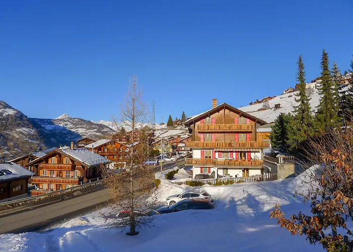 Bergfink Obergeschoss-4 By Interhome *